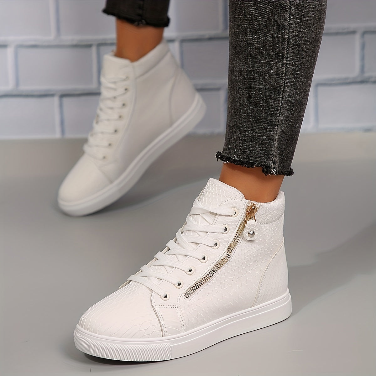 Vexa – Hoge dames sneakers met ritssluiting en urban flair