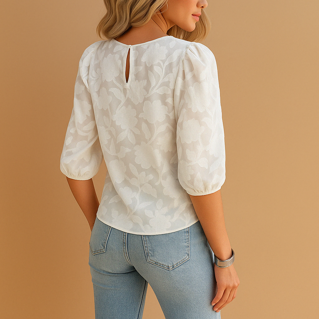 Sofie – Dames bloementop met elegante flair