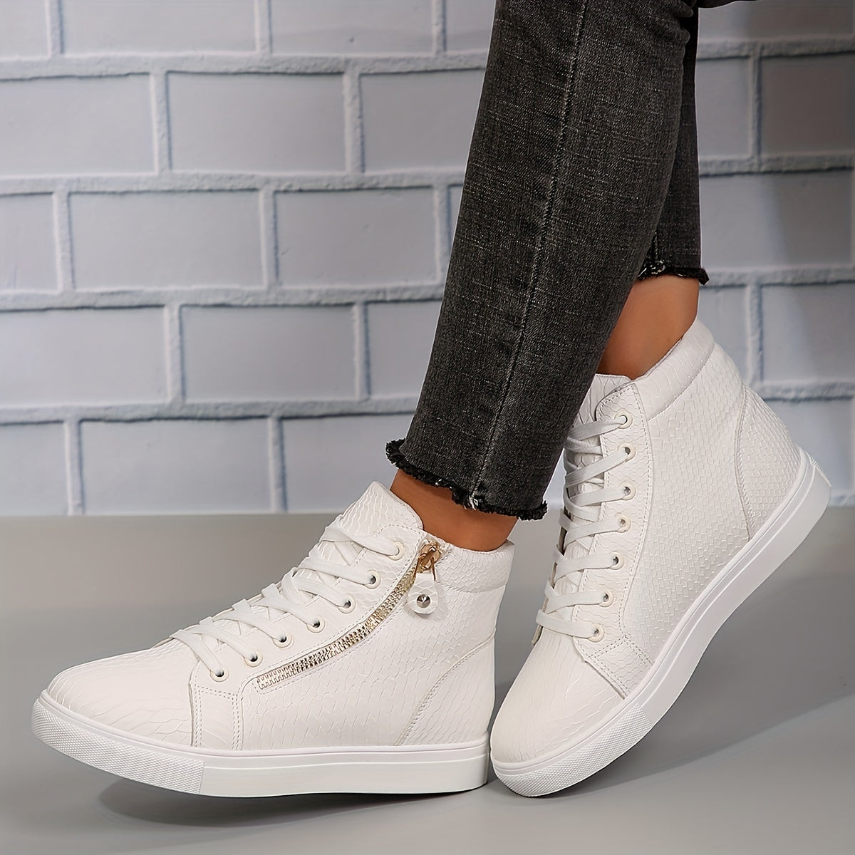 Vexa – Hoge dames sneakers met ritssluiting en urban flair