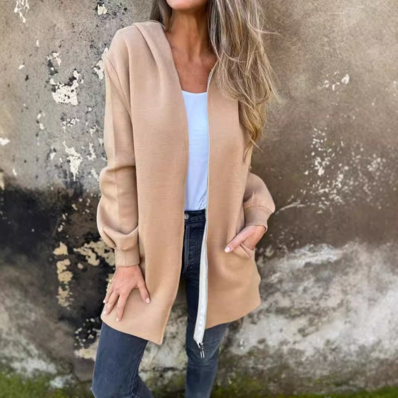 Maura – Minimalistisch damesjack met tijdloze uitstraling