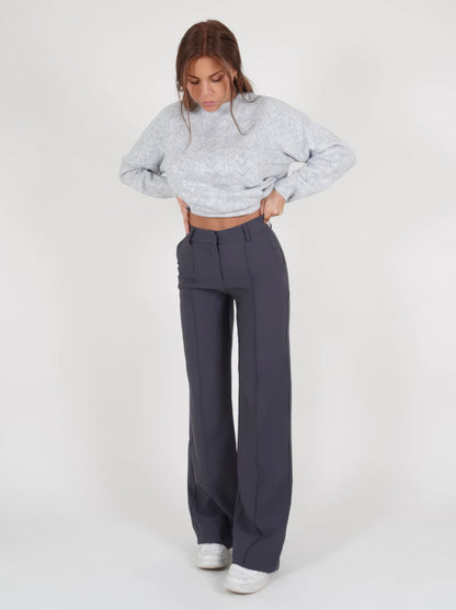 Marvella – Dames bootcut broek met tijdloze elegantie