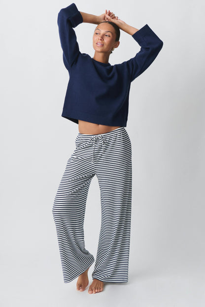 Serenya – Dames gestreepte broek met relaxte pasvorm