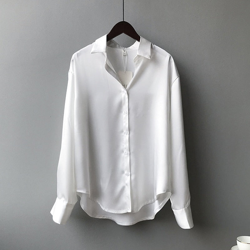 Dames Satijnen Blouse | Elegant, verfijnd en tijdloos stijlvol