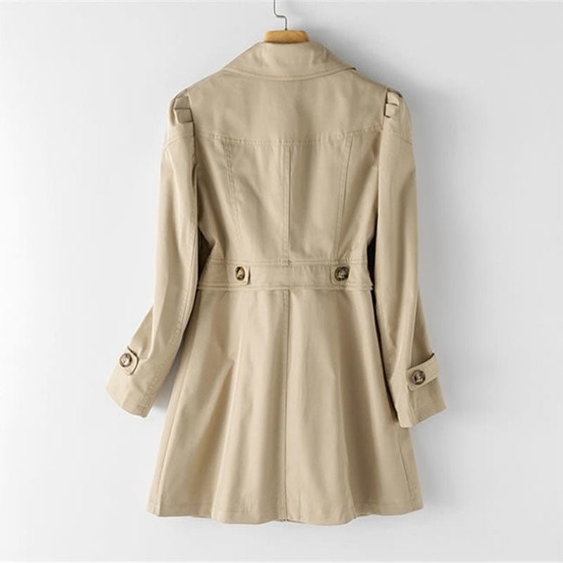 Clea – Tijdloze dames trenchcoat met klassieke knopen