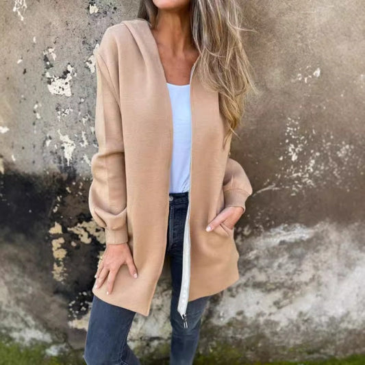 Maura – Minimalistisch damesjack met tijdloze uitstraling